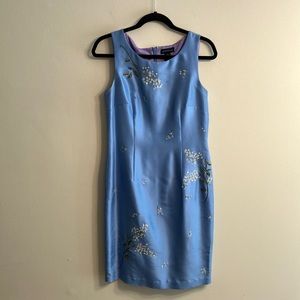 Ann Taylor 100% silk dress with embroidered flowers Size 6